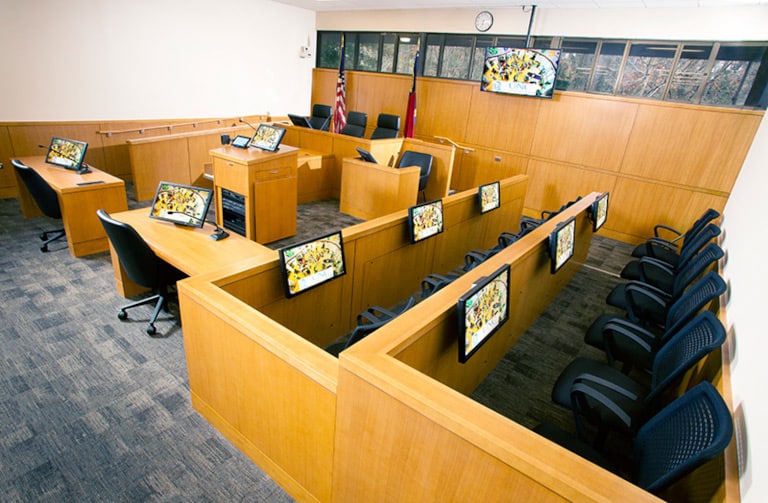14-141-UNC-Courtroom-03